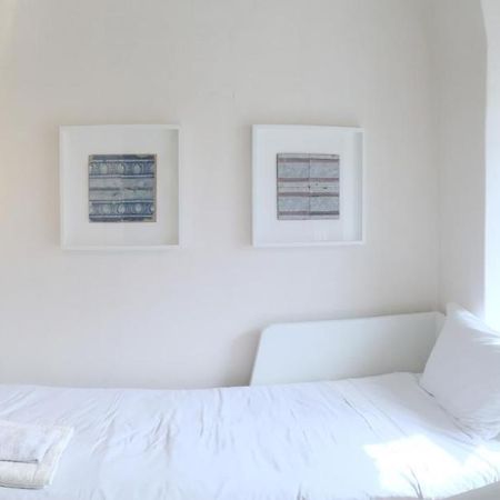 Room Atalaia- Ideal For Single Lisboa Kültér fotó